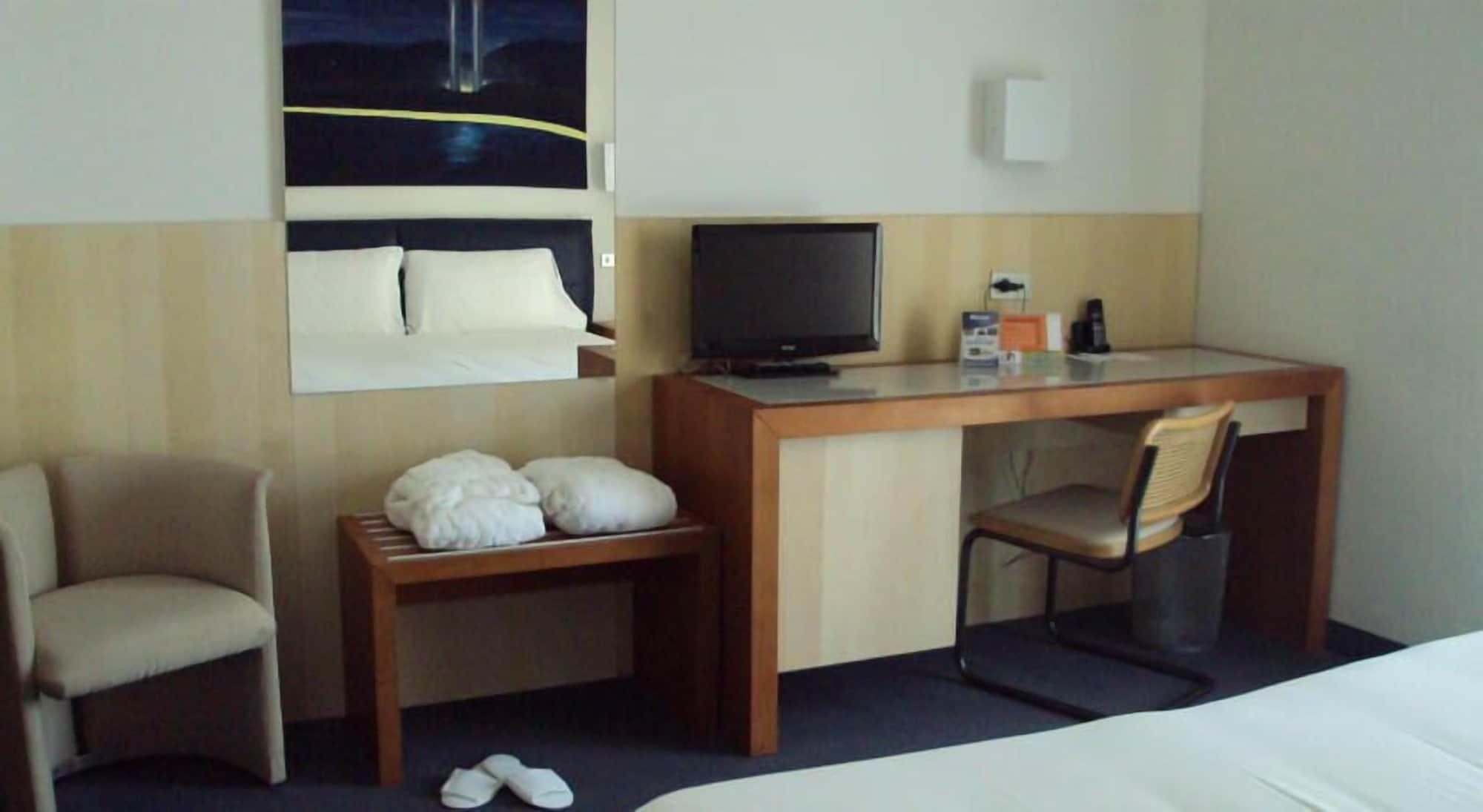 Arte Hotel Перуджа Екстер'єр фото