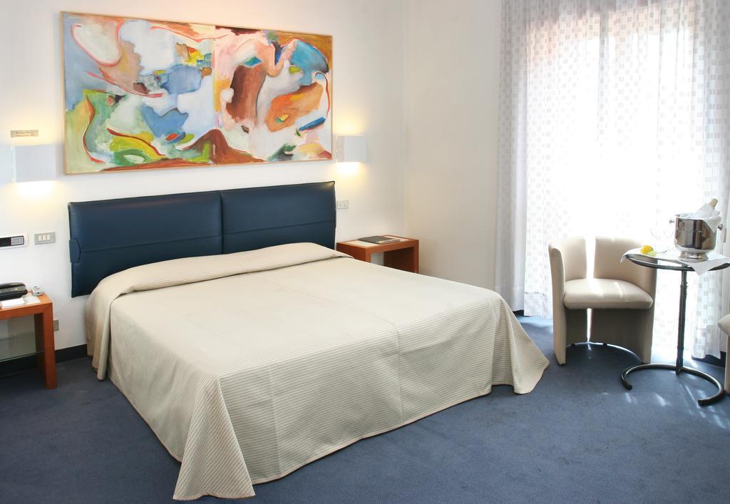 Arte Hotel Перуджа Екстер'єр фото