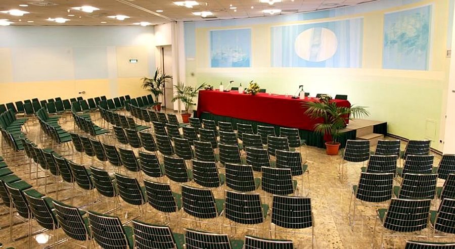 Arte Hotel Перуджа Зручності фото