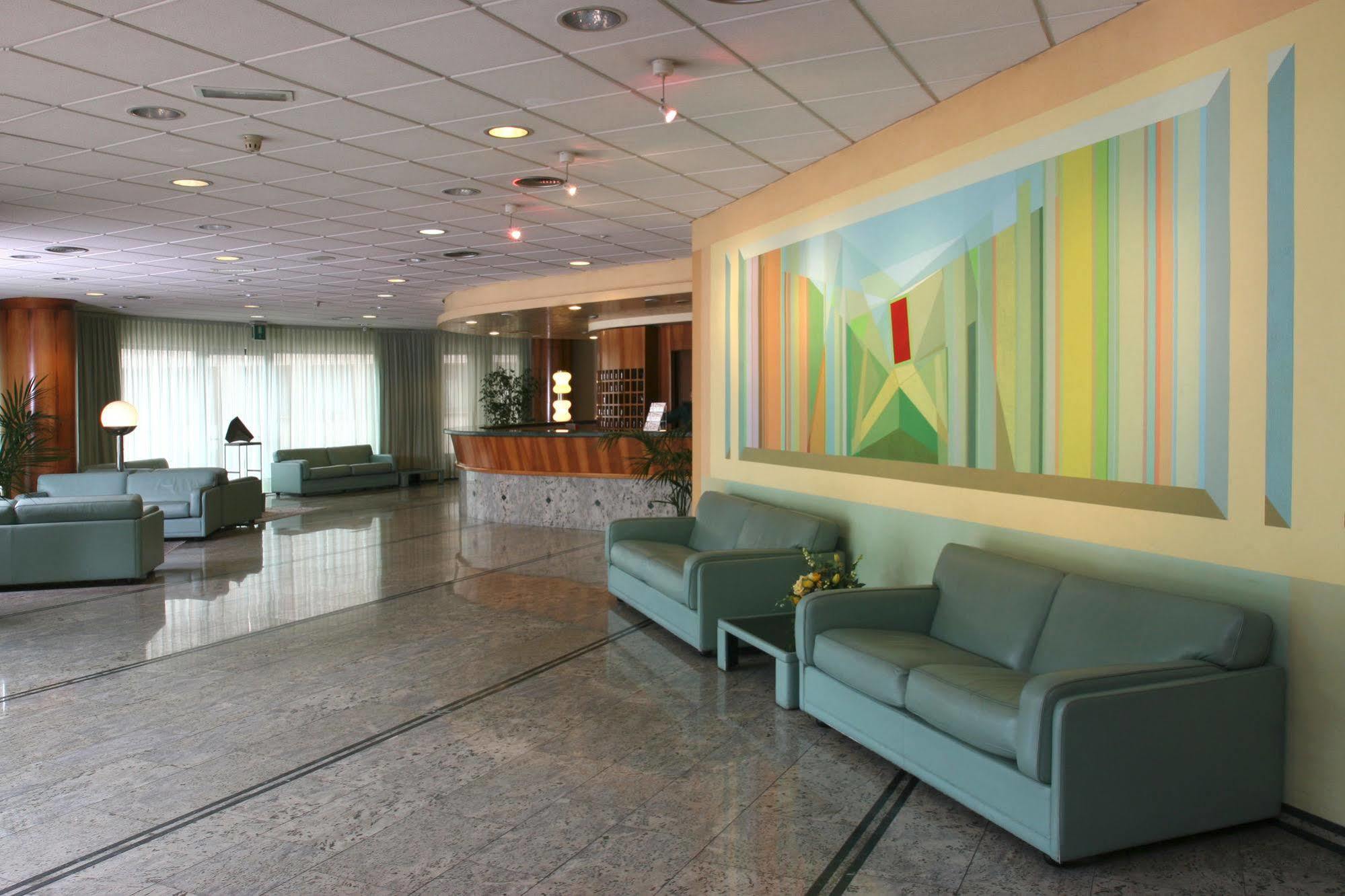 Arte Hotel Перуджа Інтер'єр фото